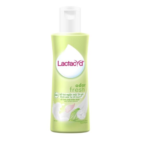 Dung dịch vệ sinh phụ nữ Lactacyd Odor Fresh lá trầu (chai 150ml)